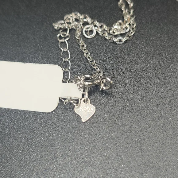 ✨ 2CT Moissanite Cushion Halo Pendant – S925 Sterling Silver (18”) - Picture 5 of 7